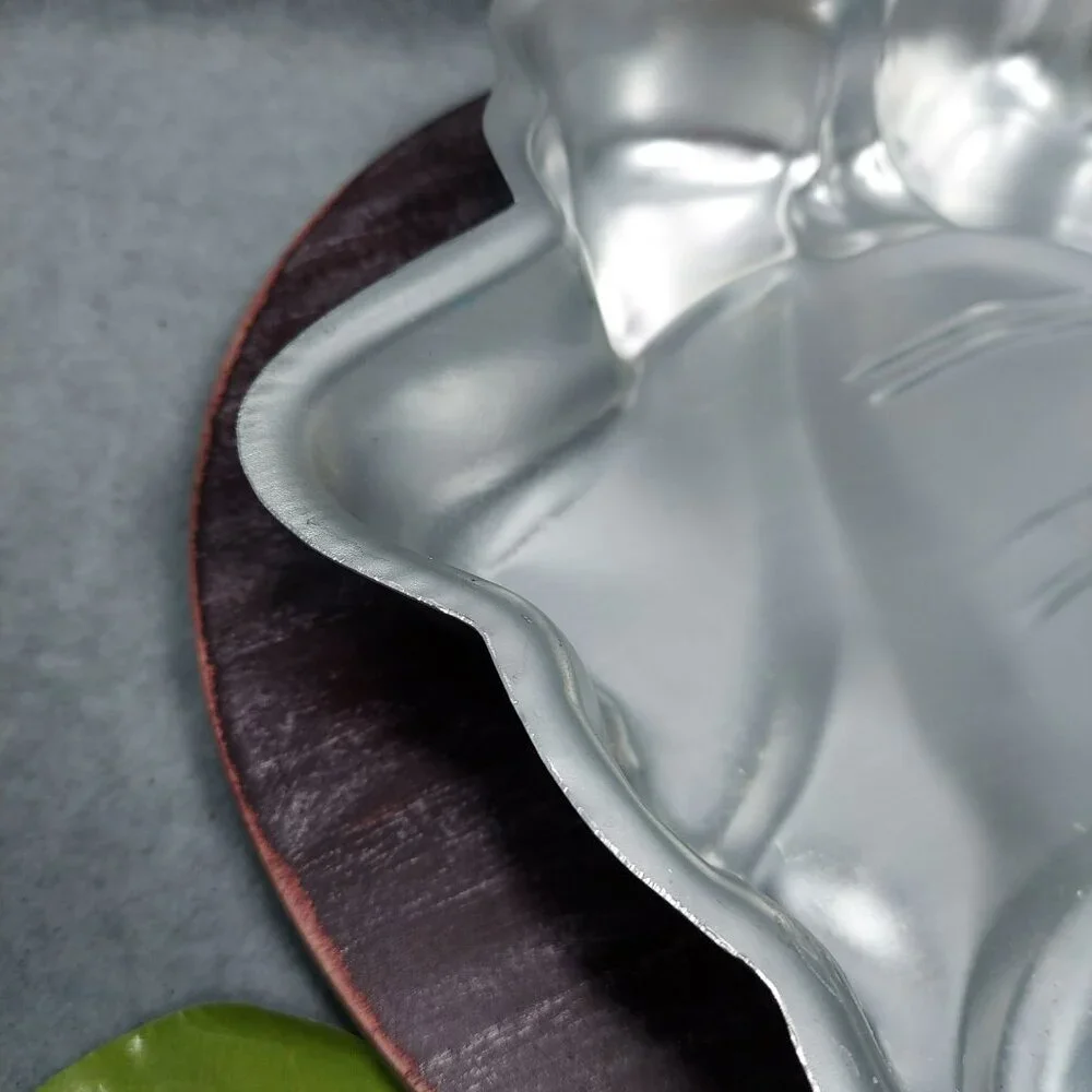 Wilton Party Pan Double Bell Cake Mold 1979 Vintage  with the Book